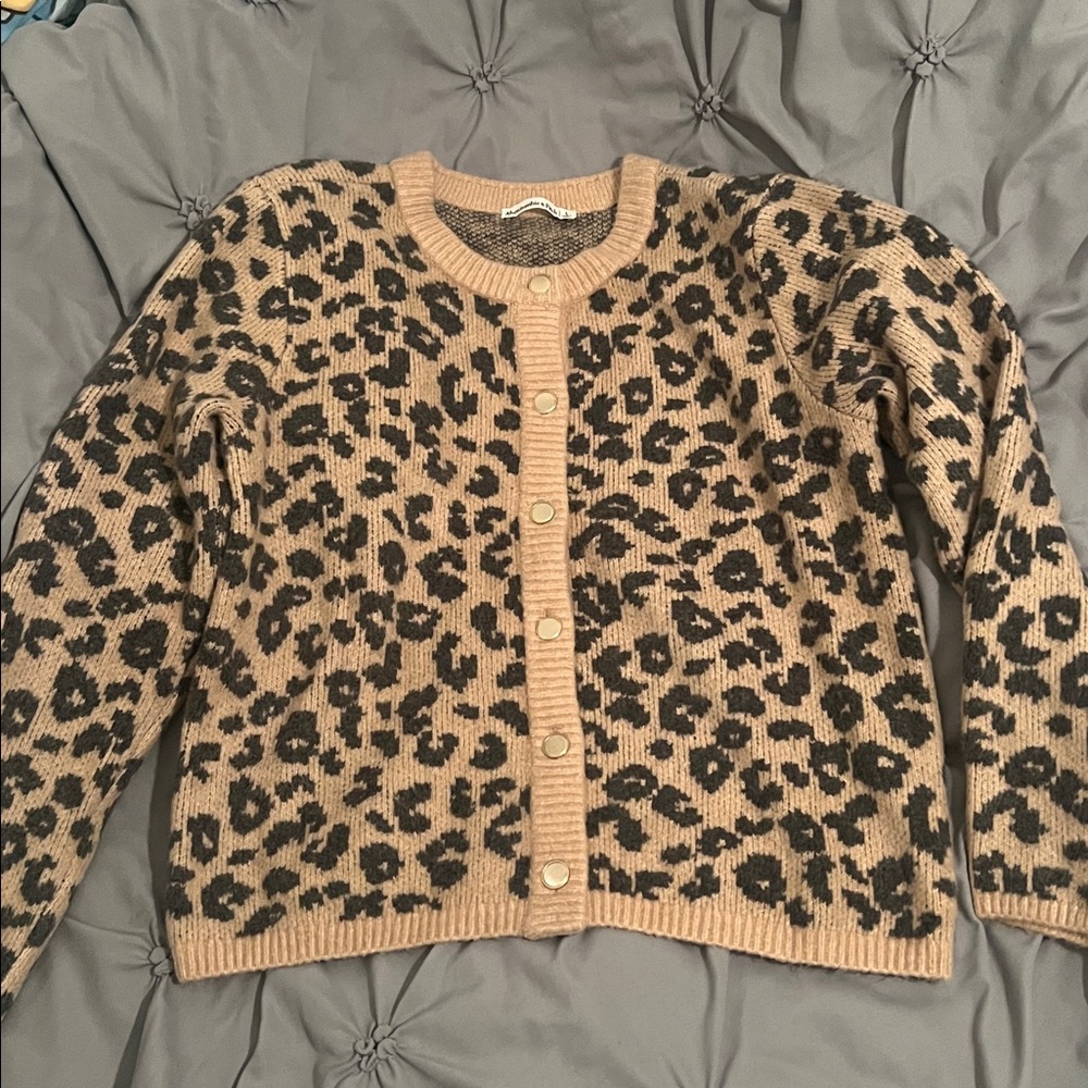 Abercrombie & Fitch Tan and Black Leopard Cardigan